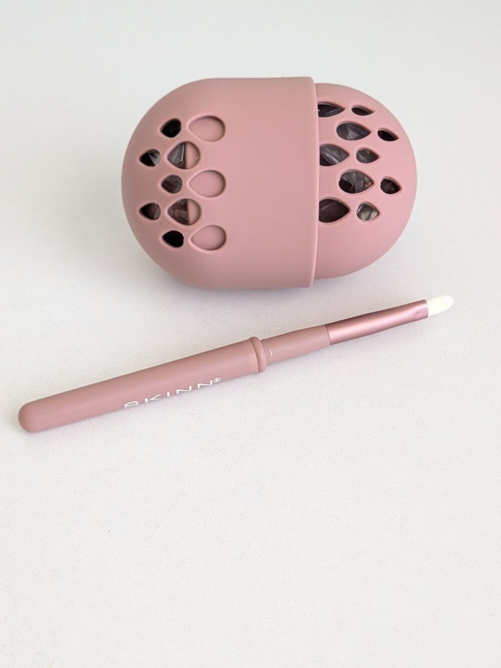 SKINN Cosmetics Lip Brush and Sponge with Case Set New